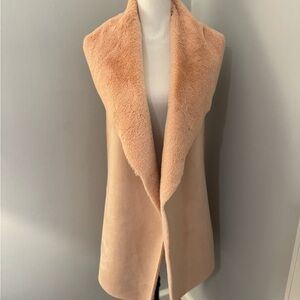 Twelfth Love faux suede/fleece open long vest Vest. Light pink size L